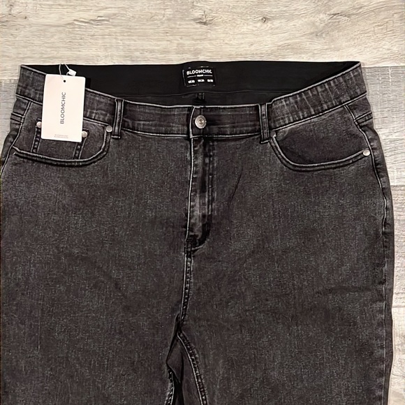 ‼️Bloomchic 20 Black Straight Leg Jeans - Picture 3 of 7